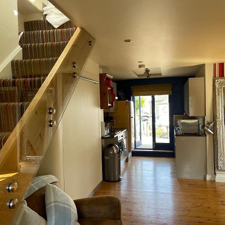 Studio 7 Apartment سانت أوستيل المظهر الخارجي الصورة