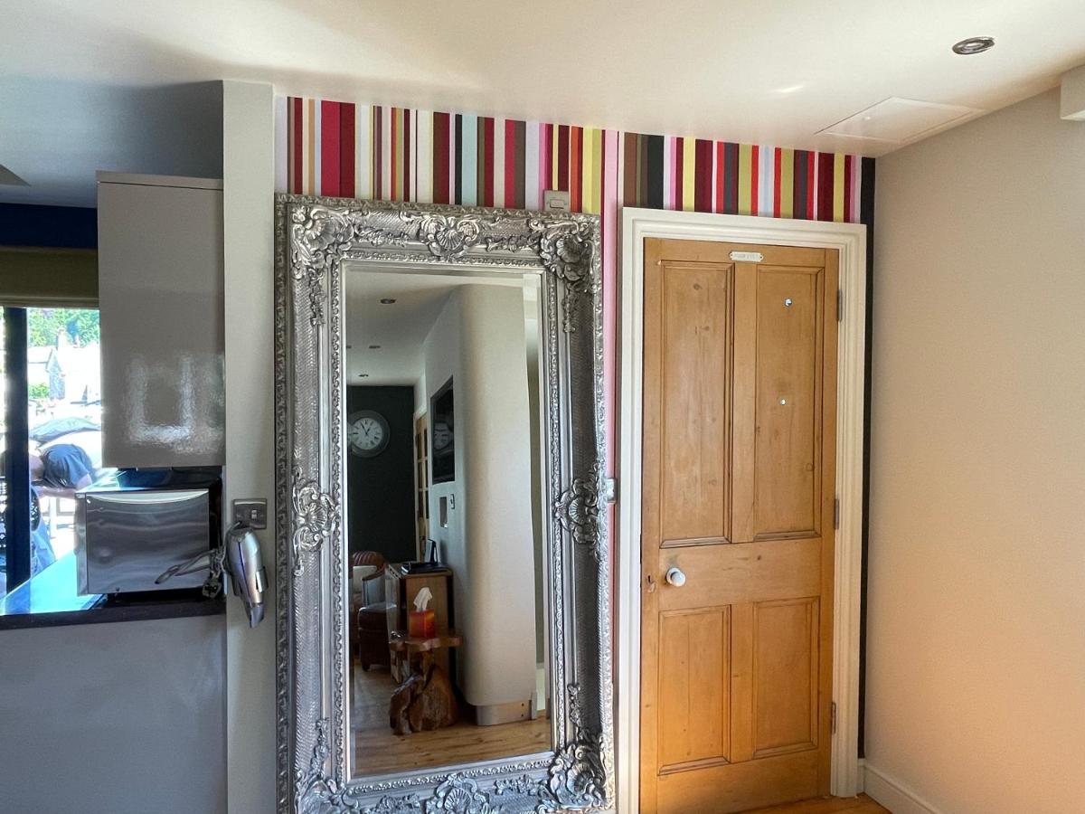 Studio 7 Apartment سانت أوستيل المظهر الخارجي الصورة
